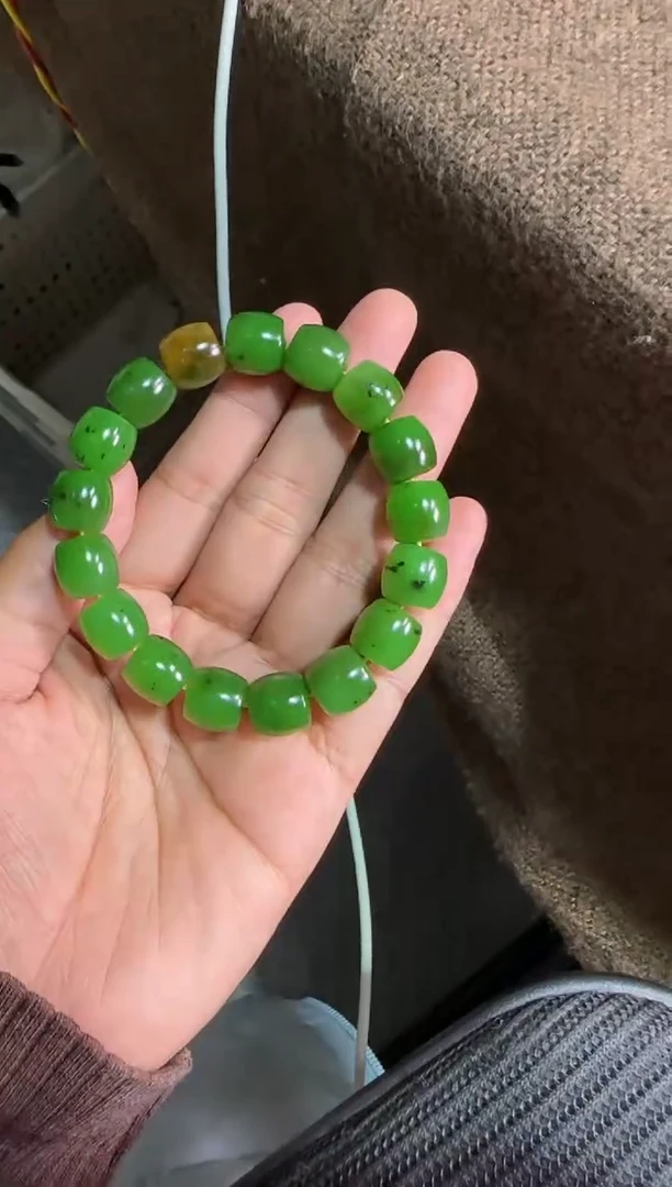 未镶嵌和田玉挂件和田玉手串