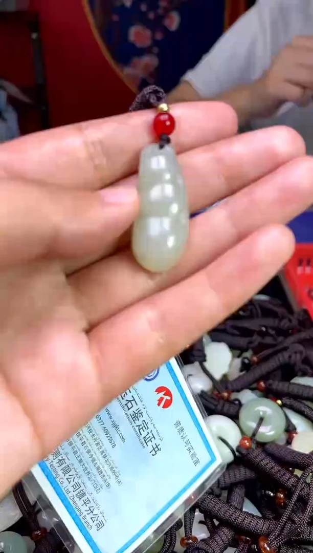 未镶嵌和田玉挂件1