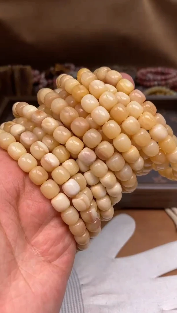 其他驼骨驼骨A07-三花老型手串