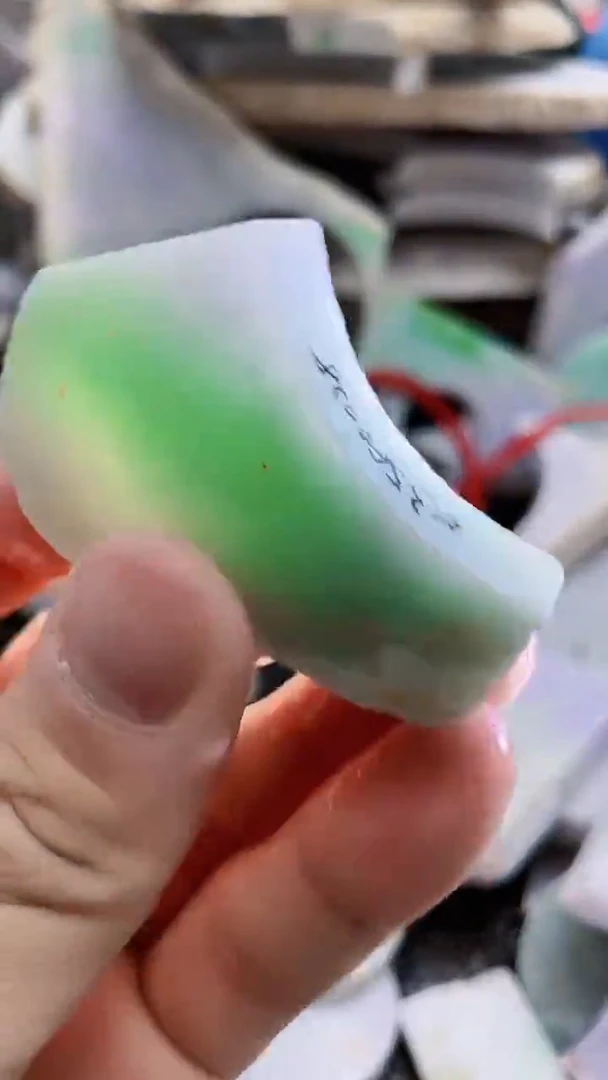 裸石翡翠天然A货翡翠板料