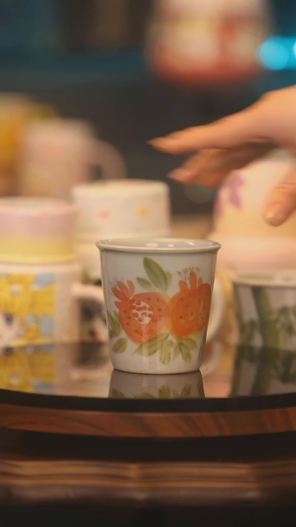 【闪购商品】摆件景德镇釉下彩绘设计师款式陶瓷