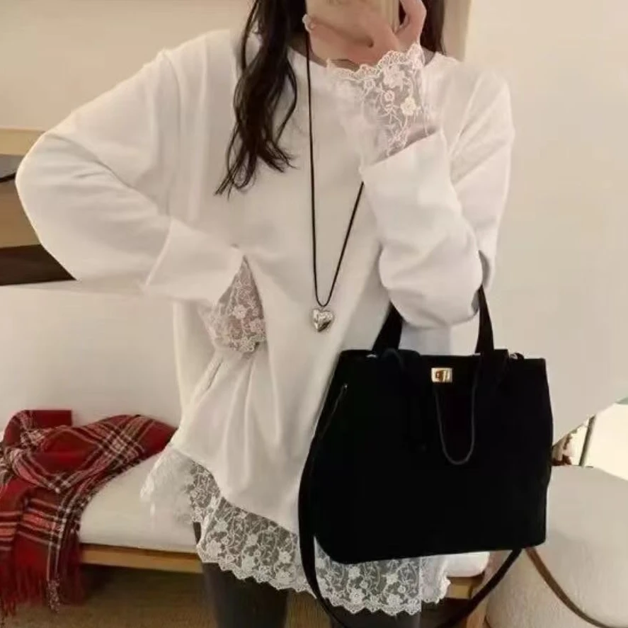 蕾丝打底上衣2024新款冬季设计感休闲时尚百搭显瘦t恤