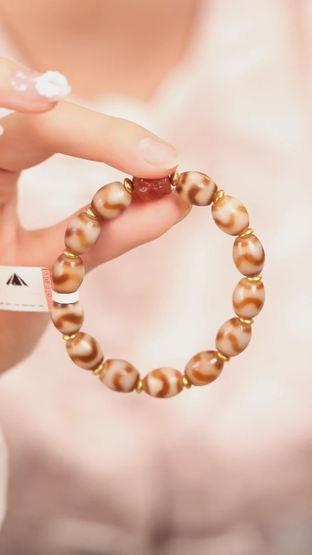 玛瑙/玉髓（覆膜）颈饰未镶嵌传世珠宝