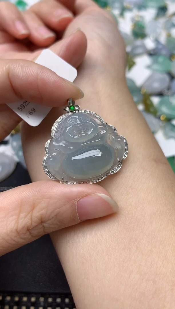 颈饰18K金镶嵌翡翠天然缅甸A货翡翠