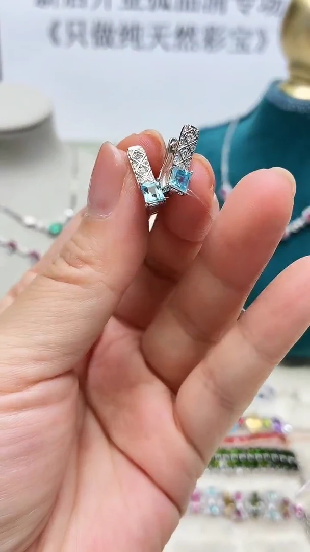 银S925镶嵌托帕石耳饰182ZB1129产品一个（多样性）