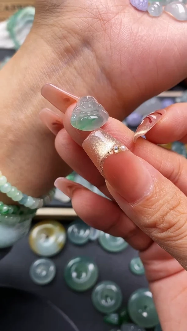 裸石翡翠D* 佛公 499   定向 D.