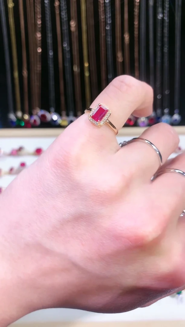 【闪购商品】红宝石戒指银S925镶嵌111