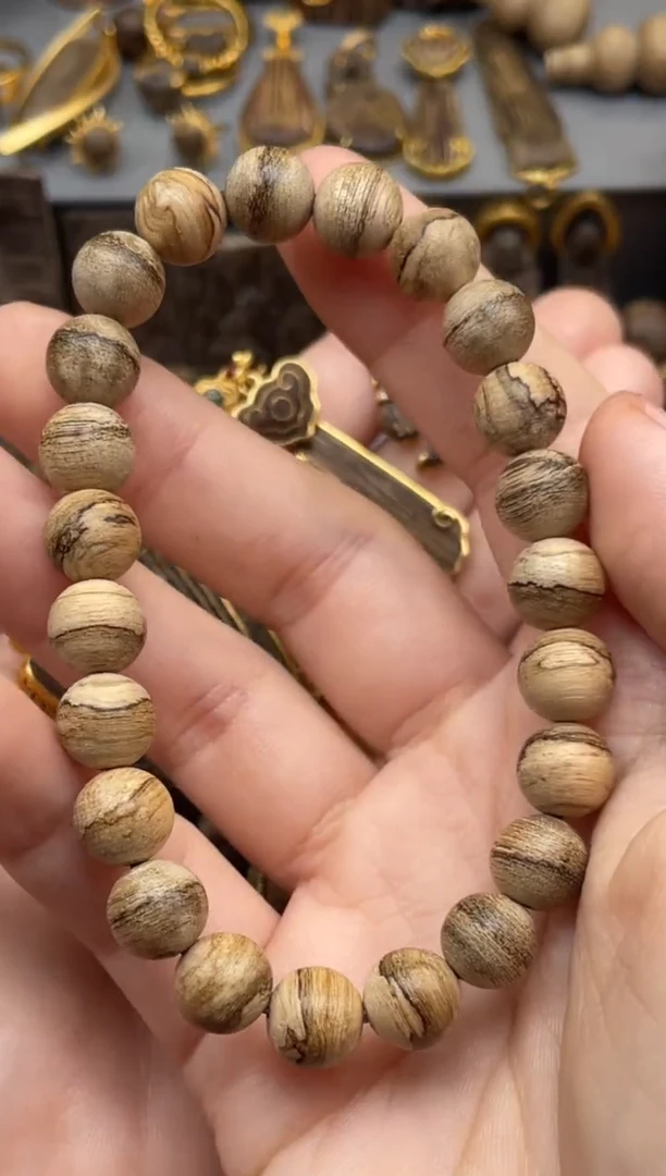 沉香吊坠沉香吊坠03