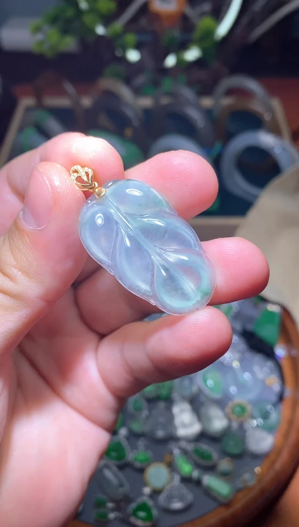 【闪购商品】翡翠颈饰18K金镶嵌/09/叶子