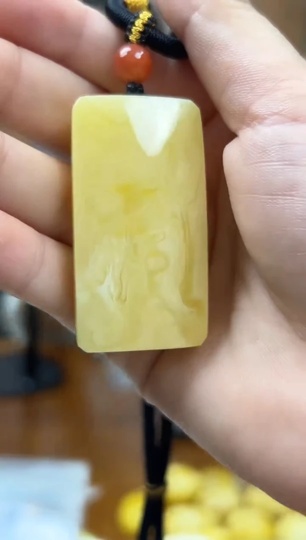 未镶嵌蜜蜡裸石蜜蜡吊坠