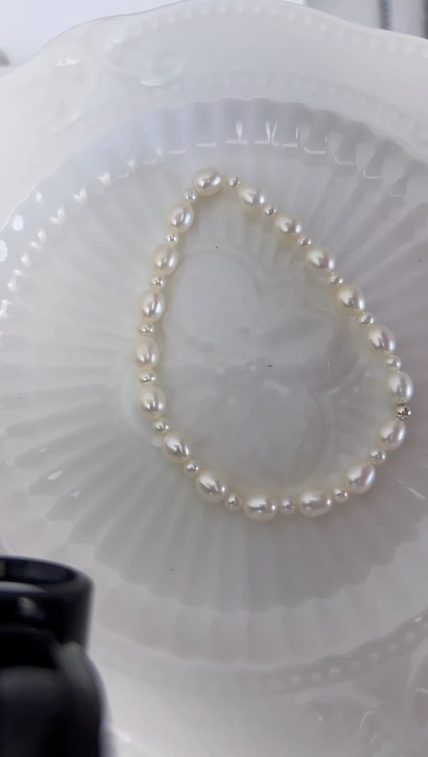 淡水珍珠手绳银S925镶嵌大小珠设计款