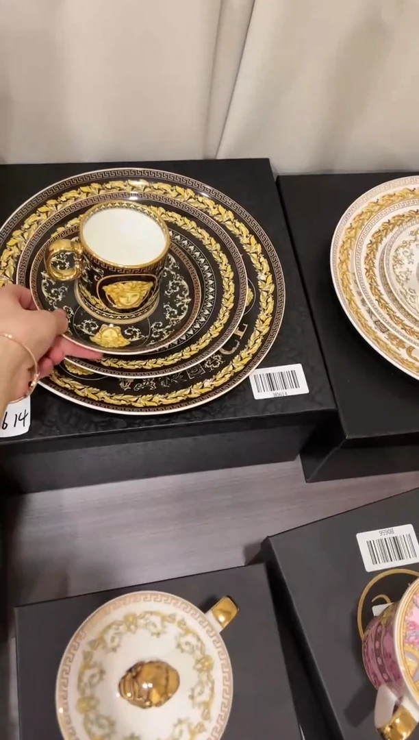 【闪购商品】杯H614--------------