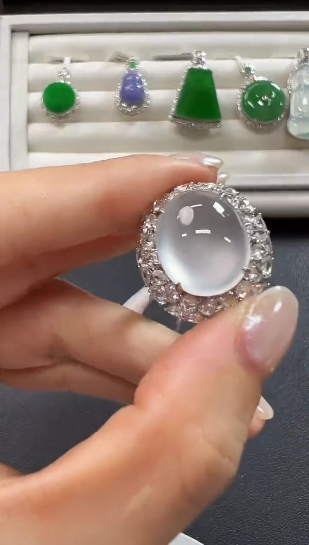 18K金镶嵌戒指翡翠KXLJ1212-043