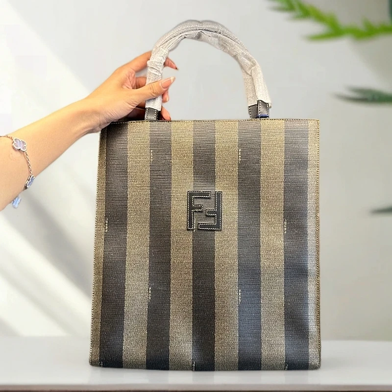95新 FENDI/芬迪 兔兔奢菠萝/芬迪手提包/05106