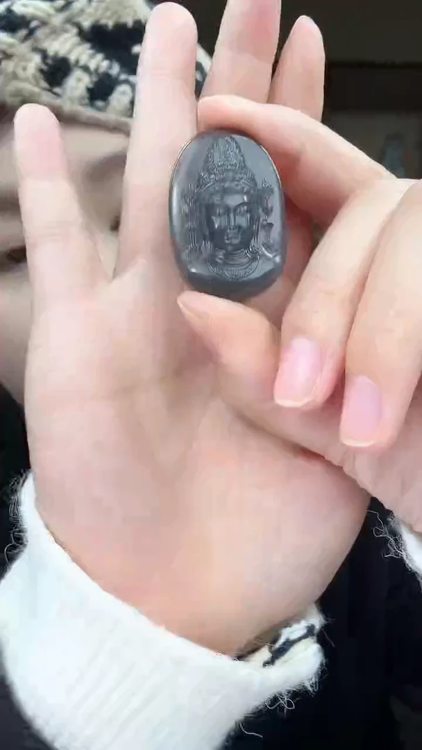 吊坠(不含链)未镶嵌和田玉烟紫观音吊坠