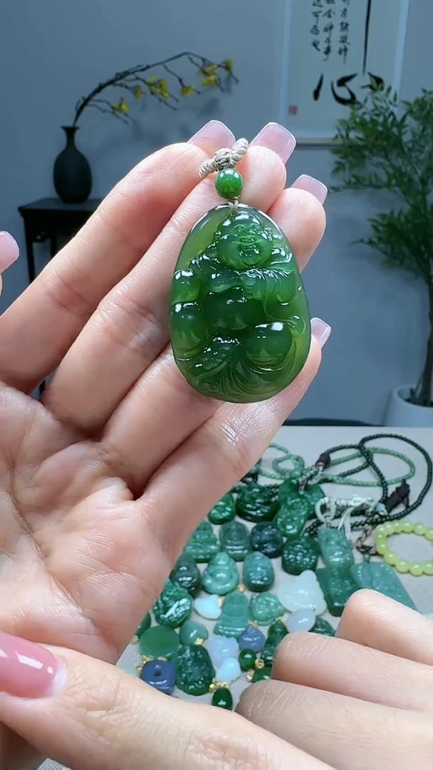 未镶嵌和田玉挂件1