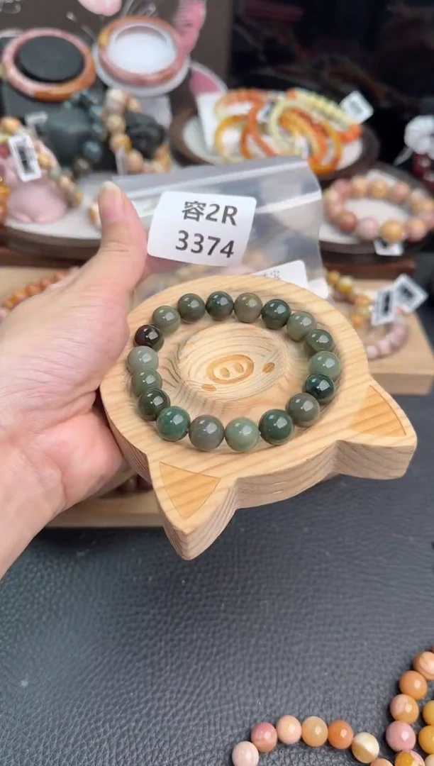 未镶嵌手链石英质玉A****?2R3374