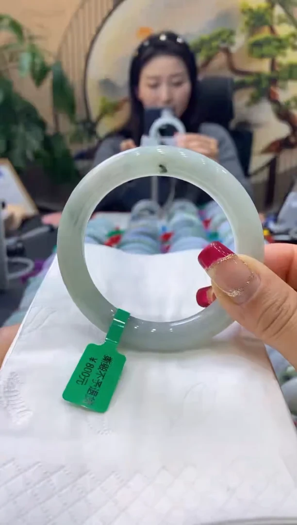 【闪购商品】翡翠手镯未镶嵌99910709