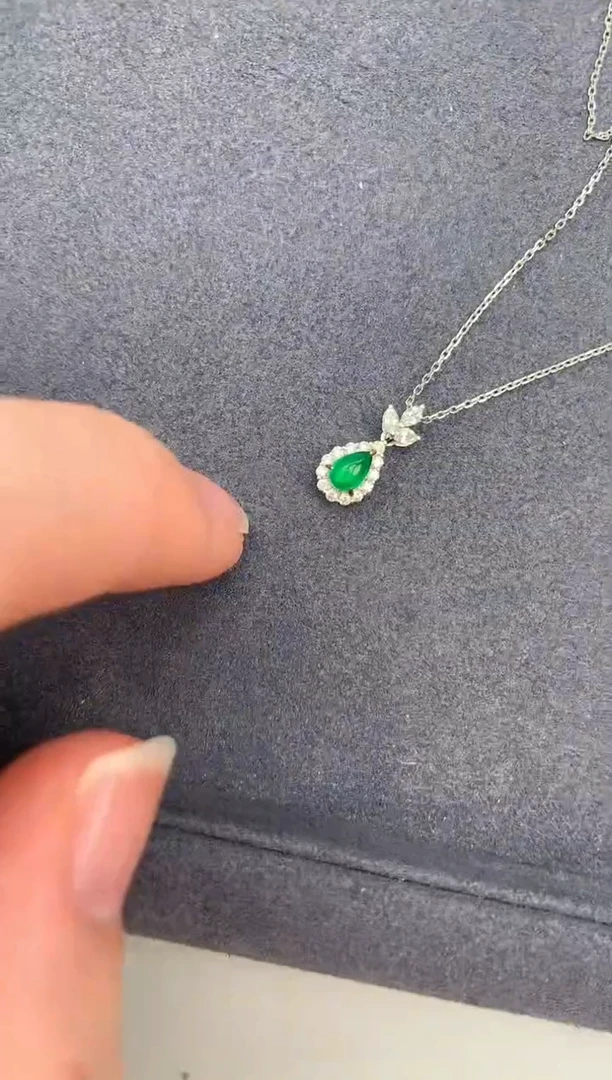 【闪购商品】祖母绿套链18K金镶嵌37分祖母绿套链