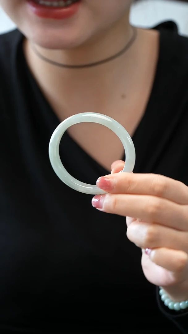 未镶嵌手镯（贵妃镯）翡翠11号