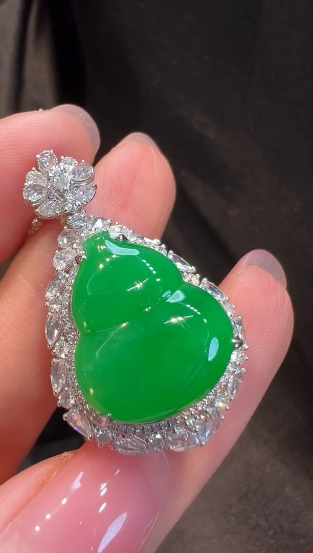 吊坠(不含链)18K金镶嵌翡翠L6