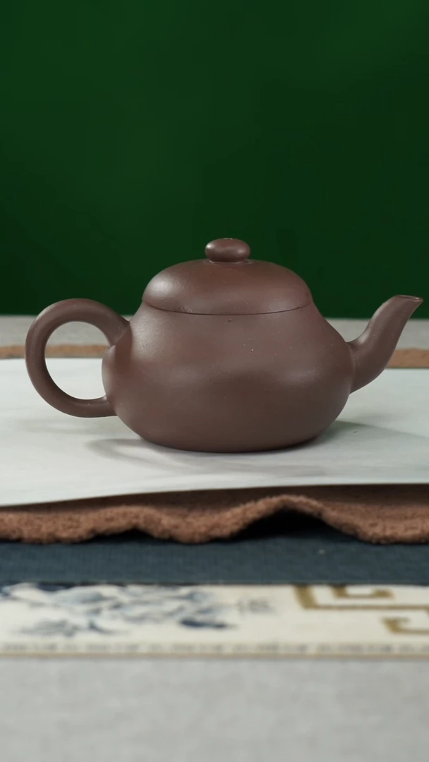 茶杯紫砂广*底曹清君德微瑕