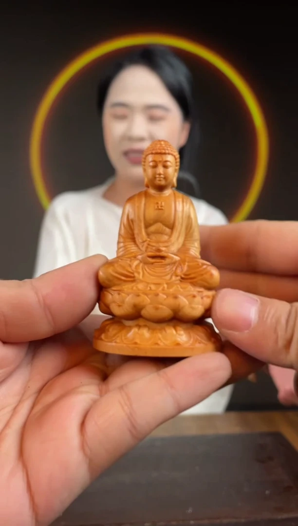 柏木（崖柏）手工摆件,先抢先得! 编号:33