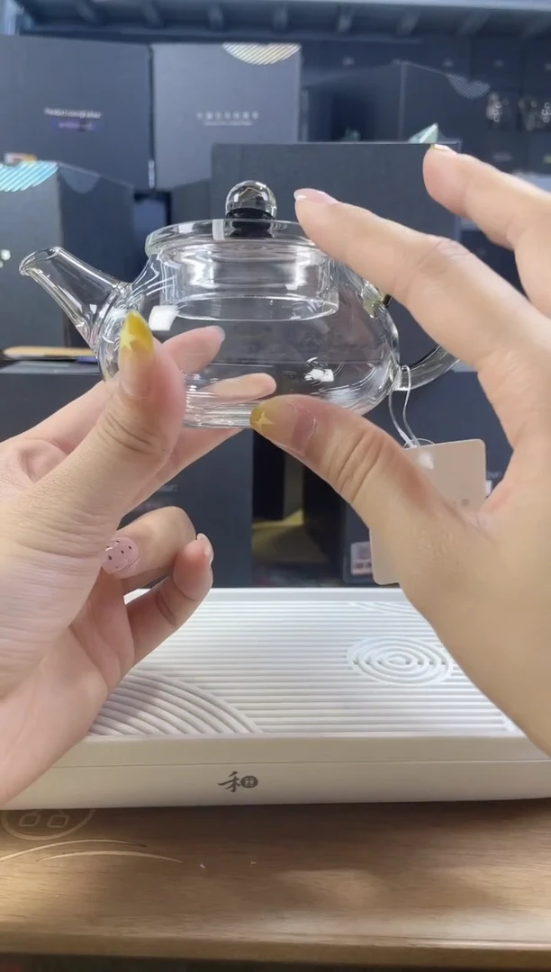 禾器   凤尾西施壶