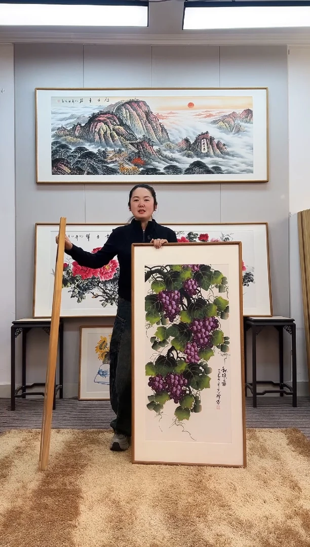 国画手绘葡萄122*62尺寸