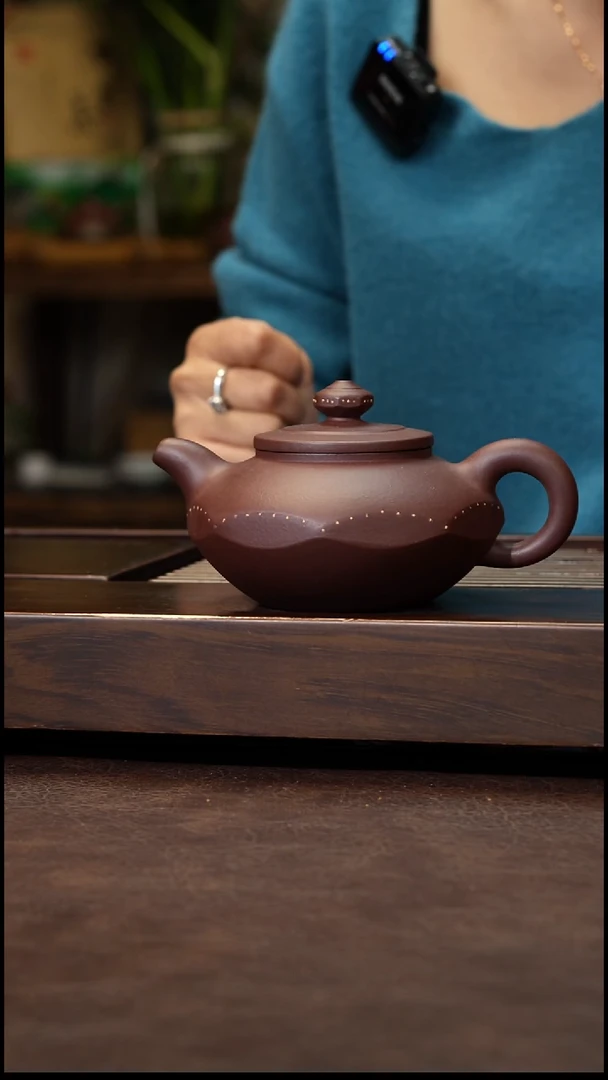 茶壶紫砂紫泥八面铺金沙260cc左右