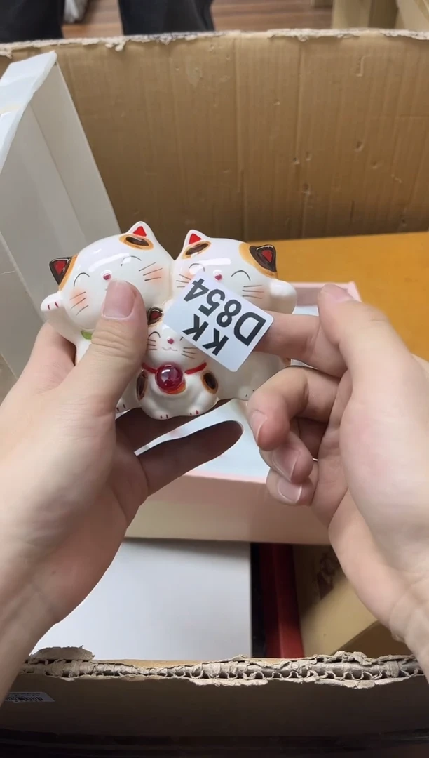 瓷片战****雨854 战战兢兢下大雨白色