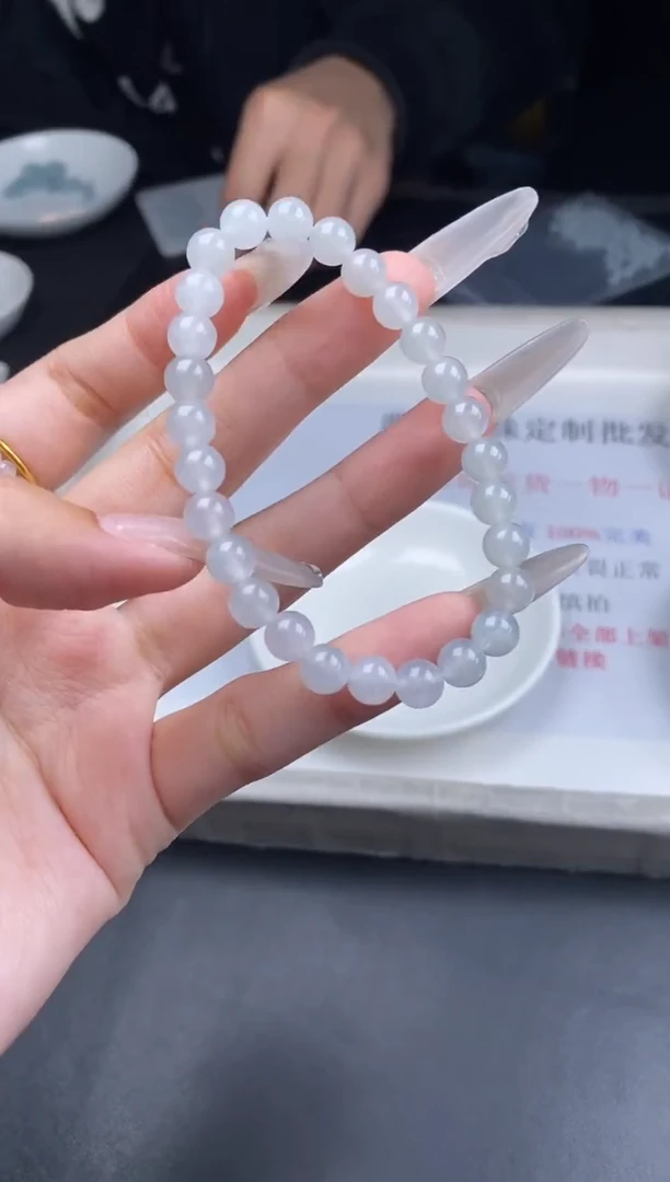 颈饰未镶嵌翡翠散珠批发多样性发货