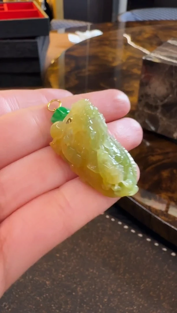 吊坠(不含链)18K金镶嵌翡翠吊坠