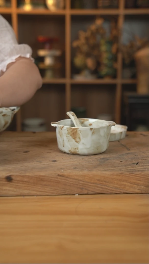 粉影系列的双耳早餐碗加勺子