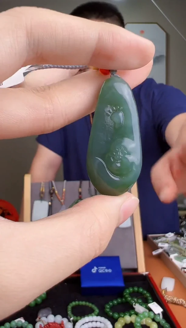颈饰未镶嵌和田玉多样性发货 拍一单发一个
