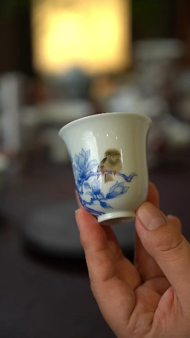 景德镇全手工手绘斗彩翠鸟铃铛杯02号
