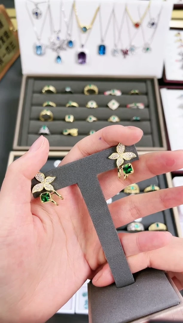 【闪购商品】透辉石戒指银S925镶嵌d551