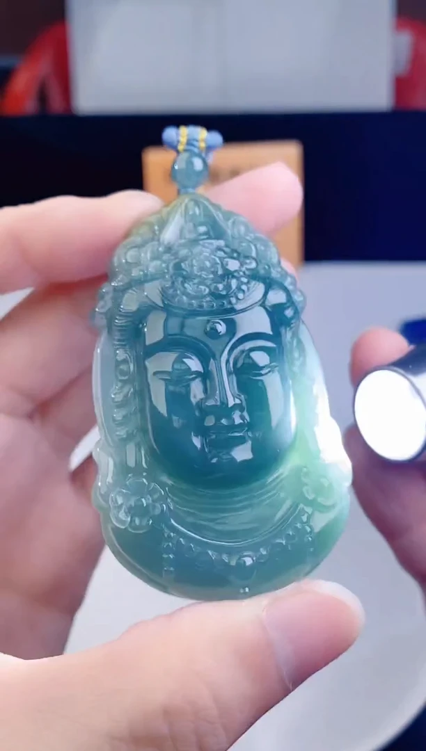 颈饰未镶嵌翡翠1
