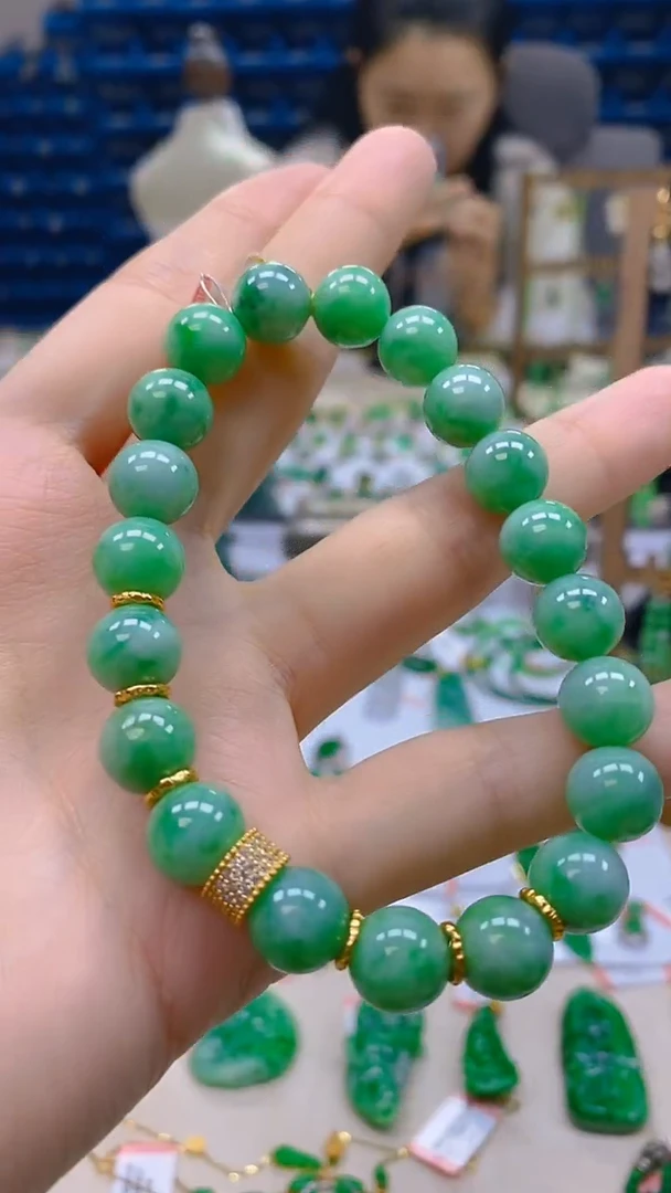 颈饰未镶嵌翡翠新号开播 全场乱卖