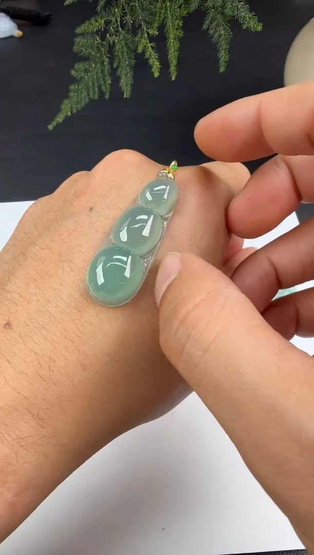 吊坠(不含链)18K金镶嵌翡翠翡翠饰品-183