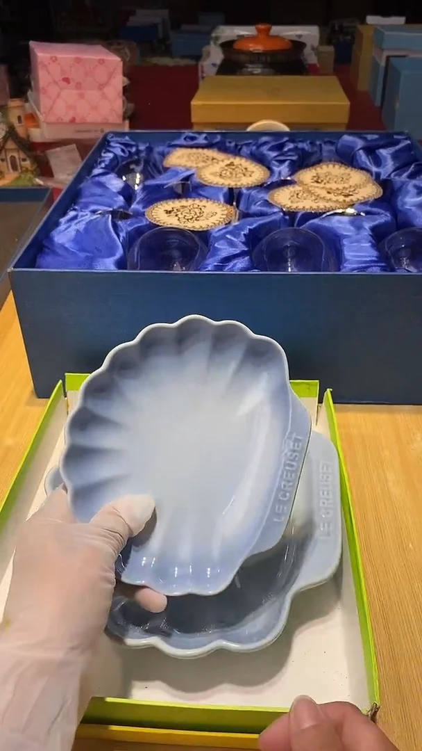 瓷片生活的本意是啊开心啊@@1