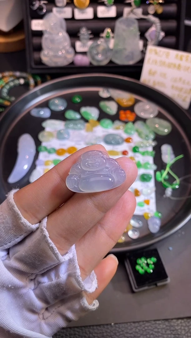 【闪购商品】翡翠挂件未镶嵌佛公