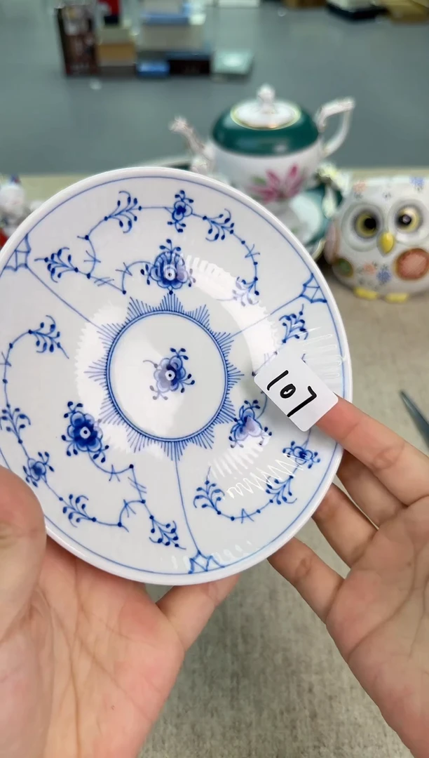 瓷片泡泡家的瓷器真好看