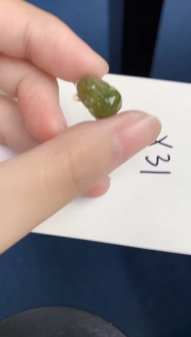 颈饰未镶嵌翡翠天然翡翠缅甸A货