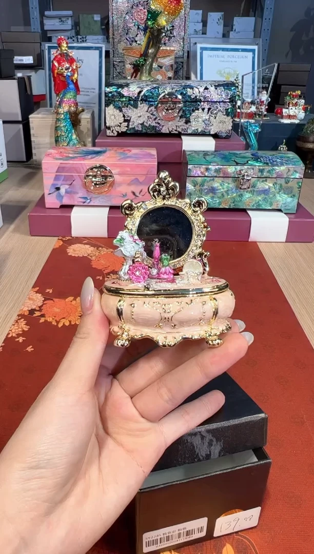 【闪购商品】杯267粉色梳妆台