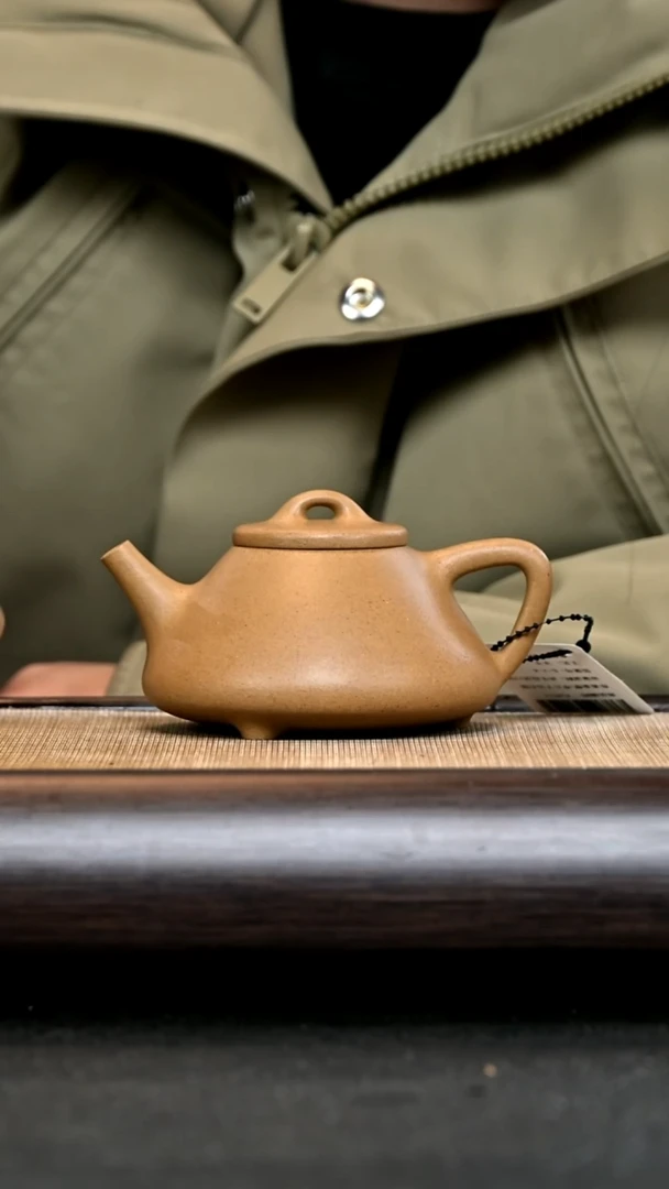 【闪购商品】紫砂茶壶Aj4512李方子冶石瓢