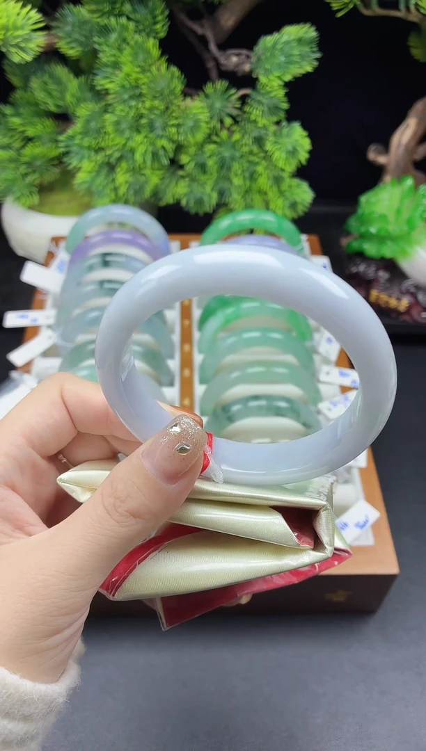 未镶嵌手镯翡翠A65