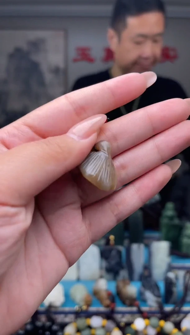 未镶嵌和田玉挂件1