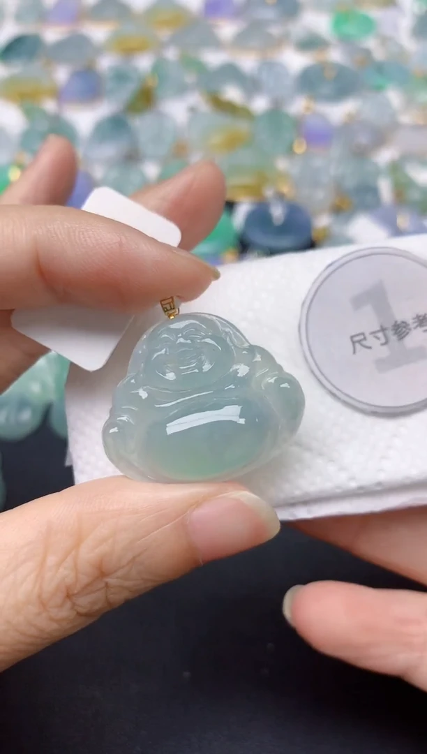 翡翠18K金镶嵌颈饰天然缅甸A货翡翠