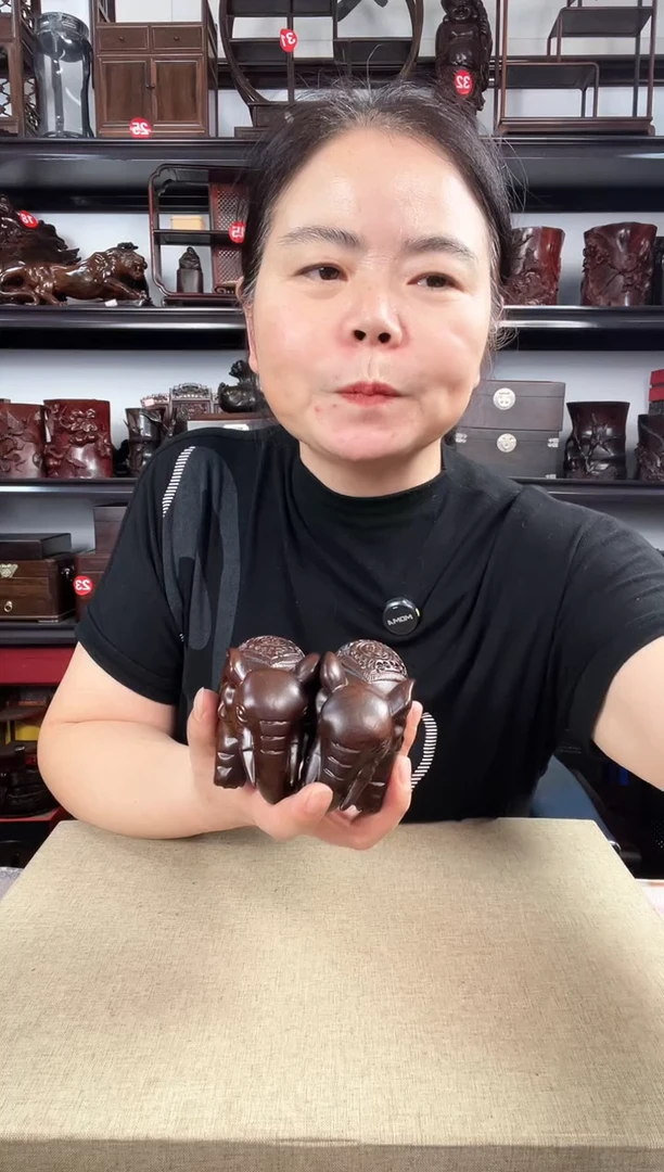 木227  老李红木工艺品